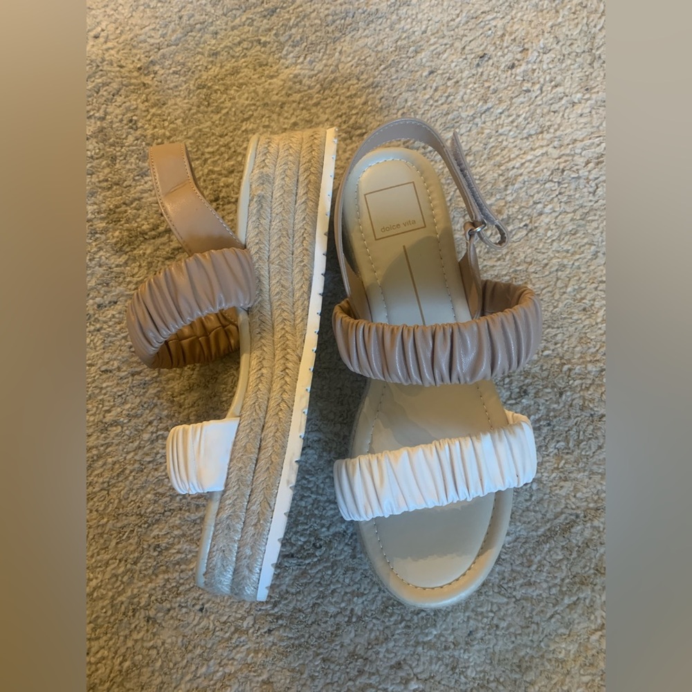 Sandals - Picture 2 of 3